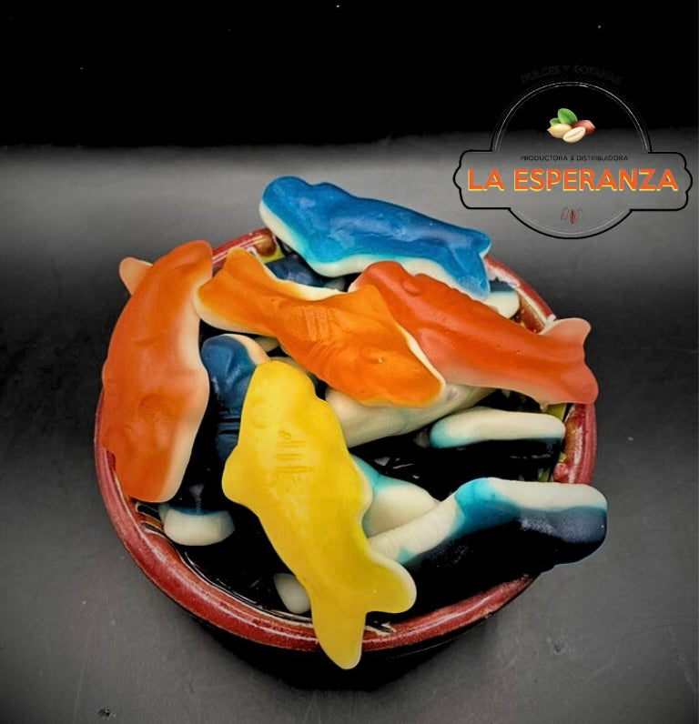 Gomitas de tiburón de colores
